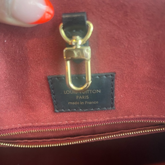 EUC Louis Vuitton On The Go Bicolor Empreinte Tote MM and Wallet - Picture 10 of 16